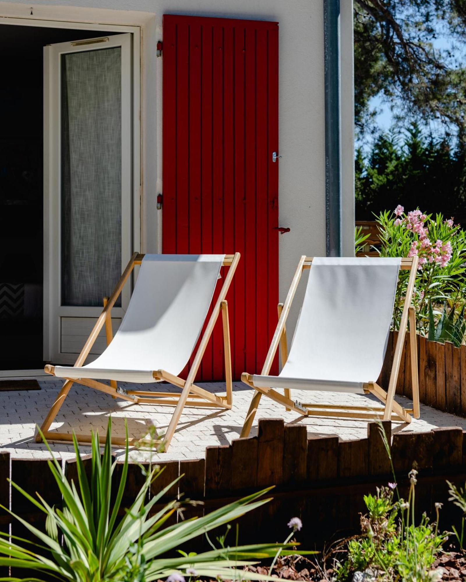 Les Volets Rouges - Hotel